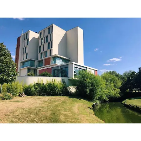 Du Pasino 4*