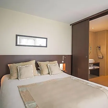 Du Pasino Hotel 4*